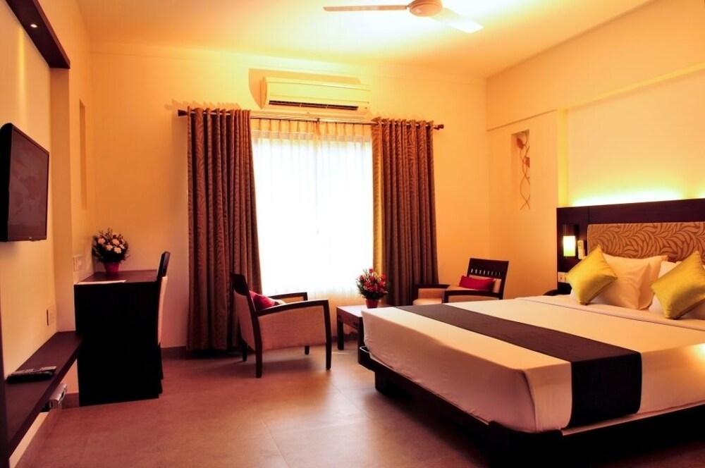 Hotel Copper Folia à Kozhikode Extérieur photo